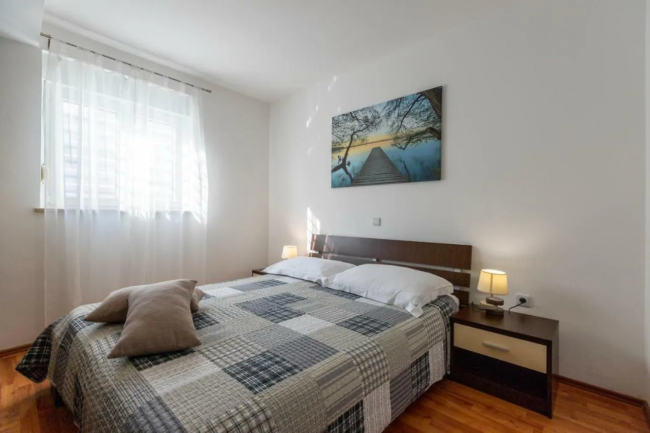 Holiday home Holiday House Mary Barban